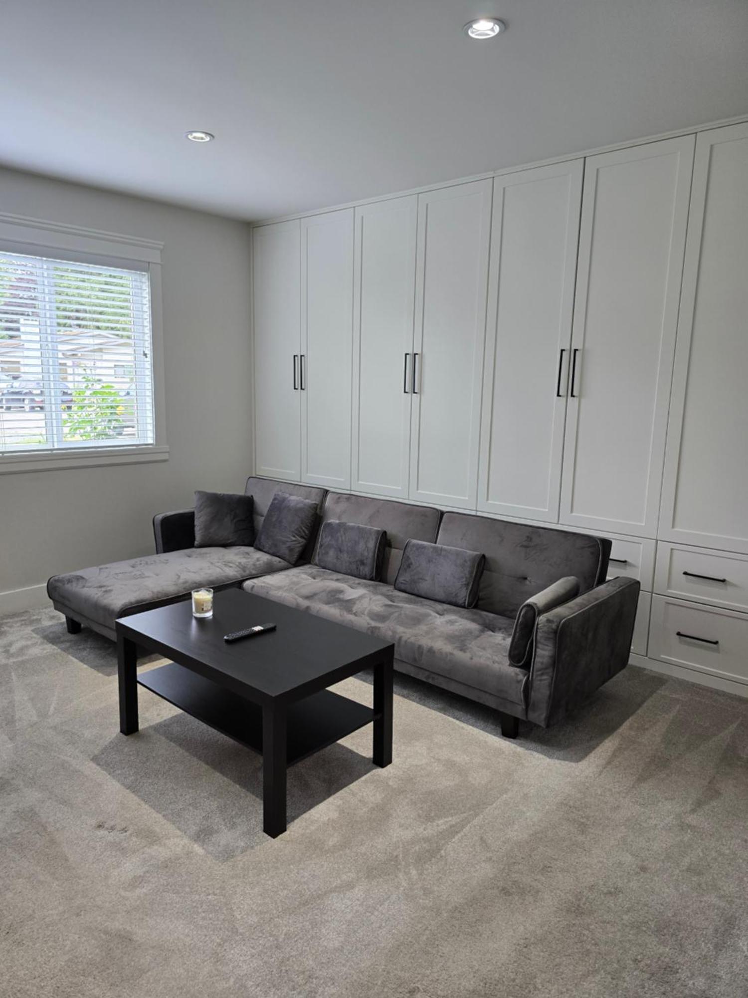 Private 1 Bedroom In Brookswood ลังเลย์ ภายนอก รูปภาพ